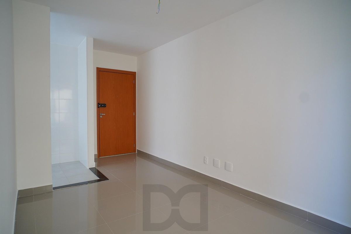 Apartamento com 02 quartos e 01 vaga no Bairro Costa e Silva em Porto Alegre — foto 4