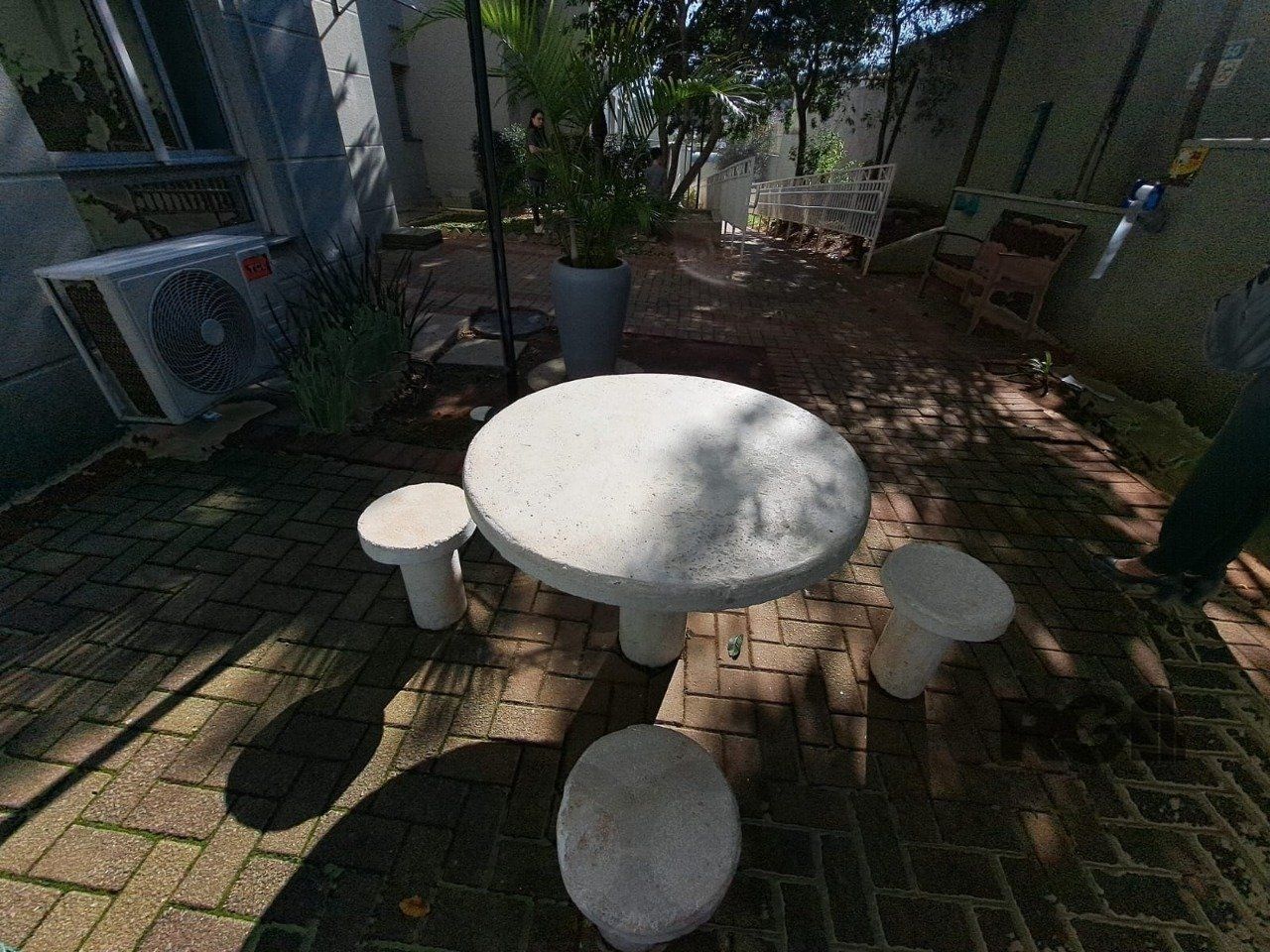 APARTAMENTO DE 2 DORMITÓRIOS E VAGA ESCRITURADA EM CONDOMÍNIO COM INFRA COMPLETA. — foto 26