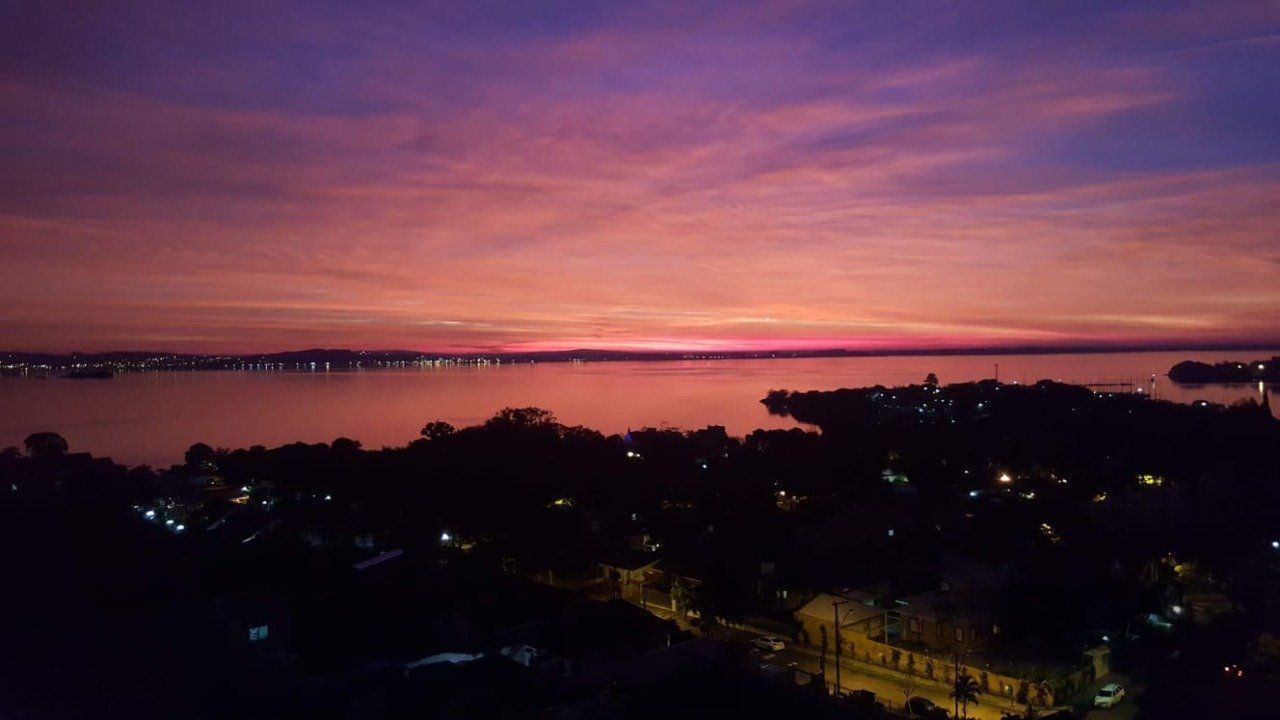 Cobertura, 3 dormitórios, sendo 1 suíte, 3 vagas - Tristeza — foto 32
