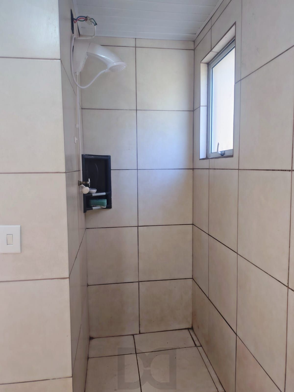 Apartamento de 2 dormitórios , sacada ,salão de festas com churrasqueira , portaria virtual , 1 vaga de garagem rotativa ! — foto 5