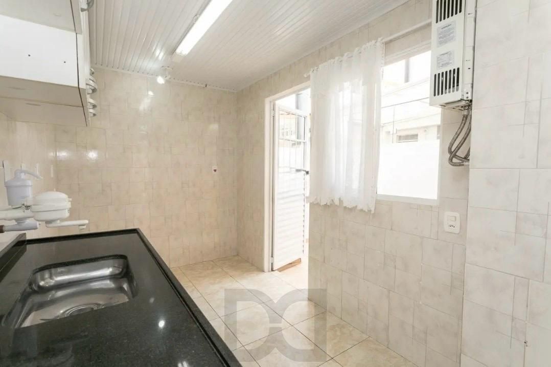 Casa em Condomínio com 03 quarto e 01 Vaga no Bairro Humaitá — foto 17