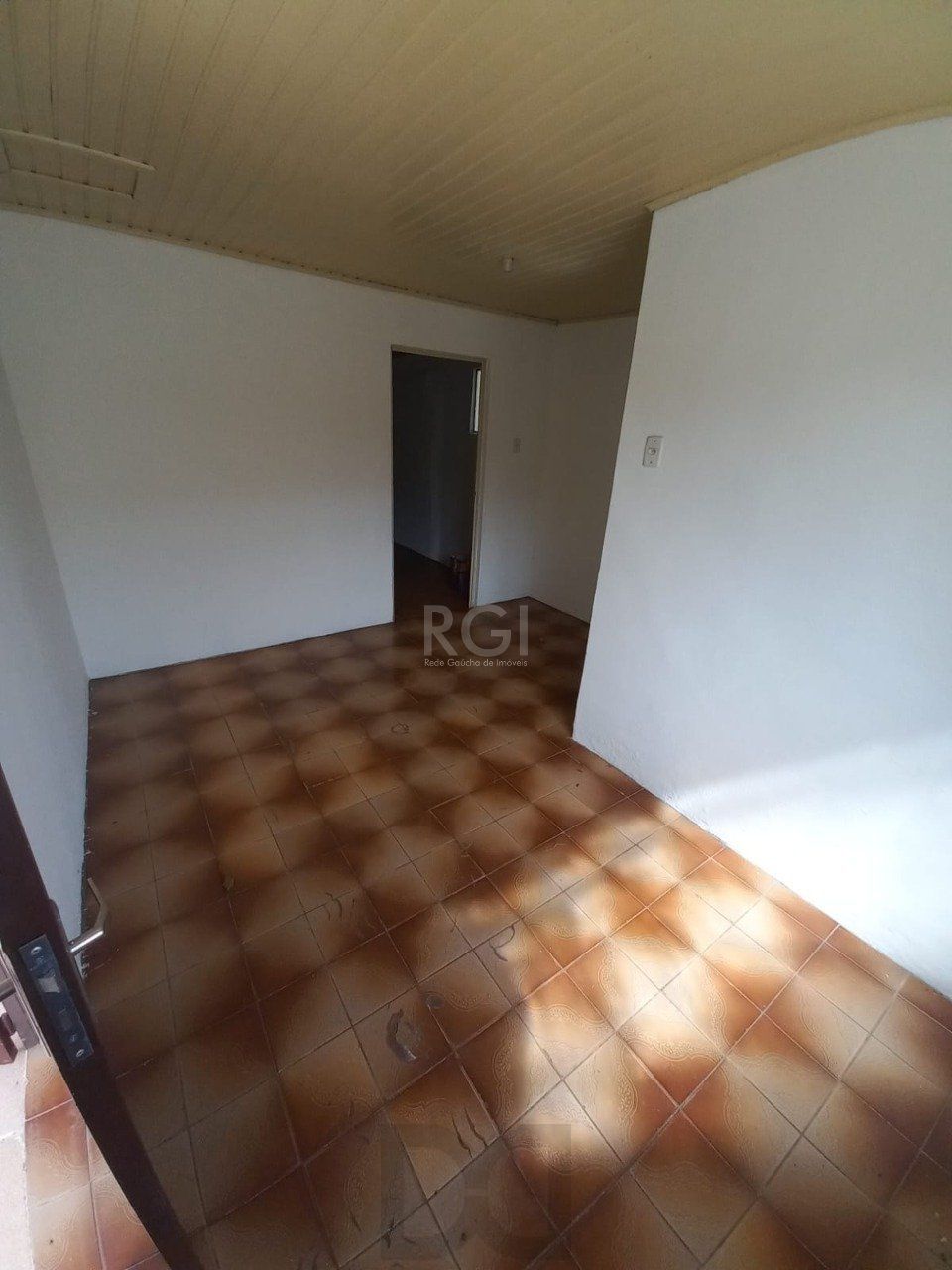 Duas casas no mesmo terreno no bairro Rubem Berta — foto 28
