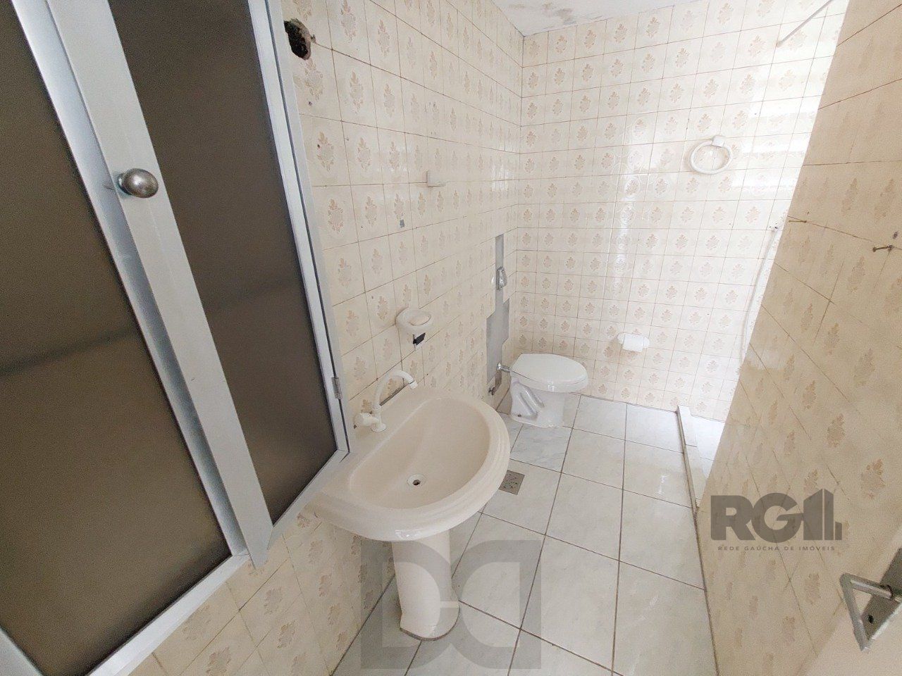 APTO 02 DORMITÓRIOS AMPLAS PEÇAS - 01 VAGA ESCRITURADA NO BAIRRO TRISTEZA — foto 13