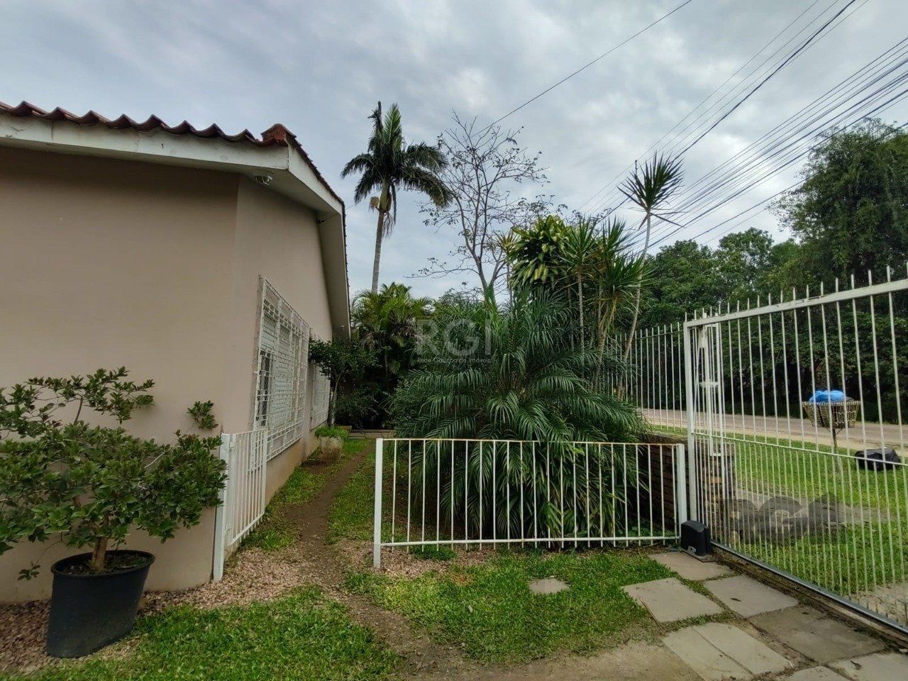 Casa em Belém Novo grande com 3 quartos, escritório — foto 4
