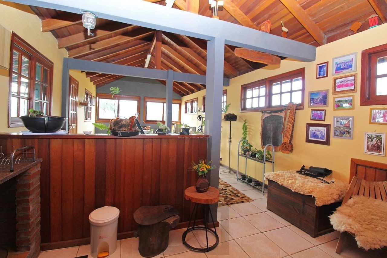 Casa para Venda - 339m², 3 dormitórios, 2 vagas - Vila Nova, Porto Alegre — foto 3