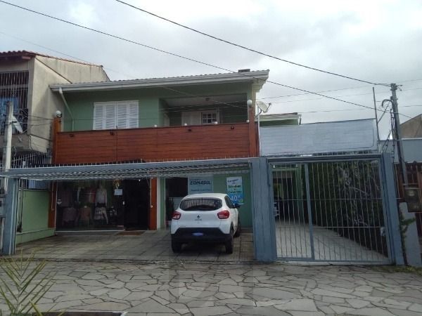 Casa sobrado Comercial e Residencial de 4 dormitórios e 6 banheiros e 5 vagas de garagem — foto 1