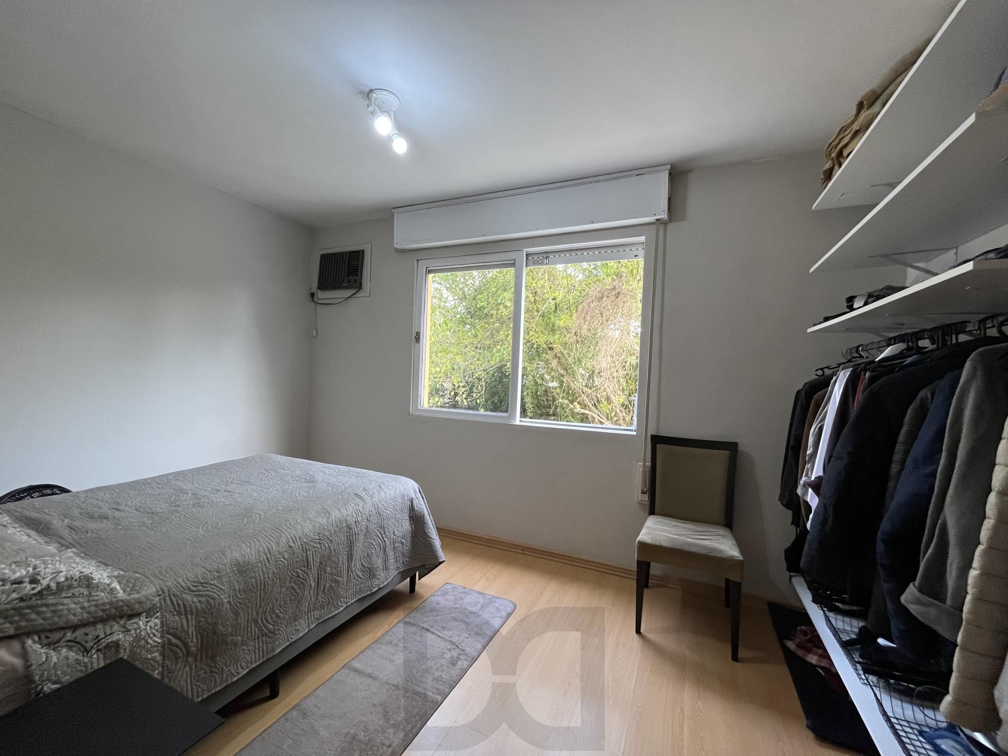 Apartamento com 02 quartos no Bairro Passo da Areia, Porto Alegre — foto 8