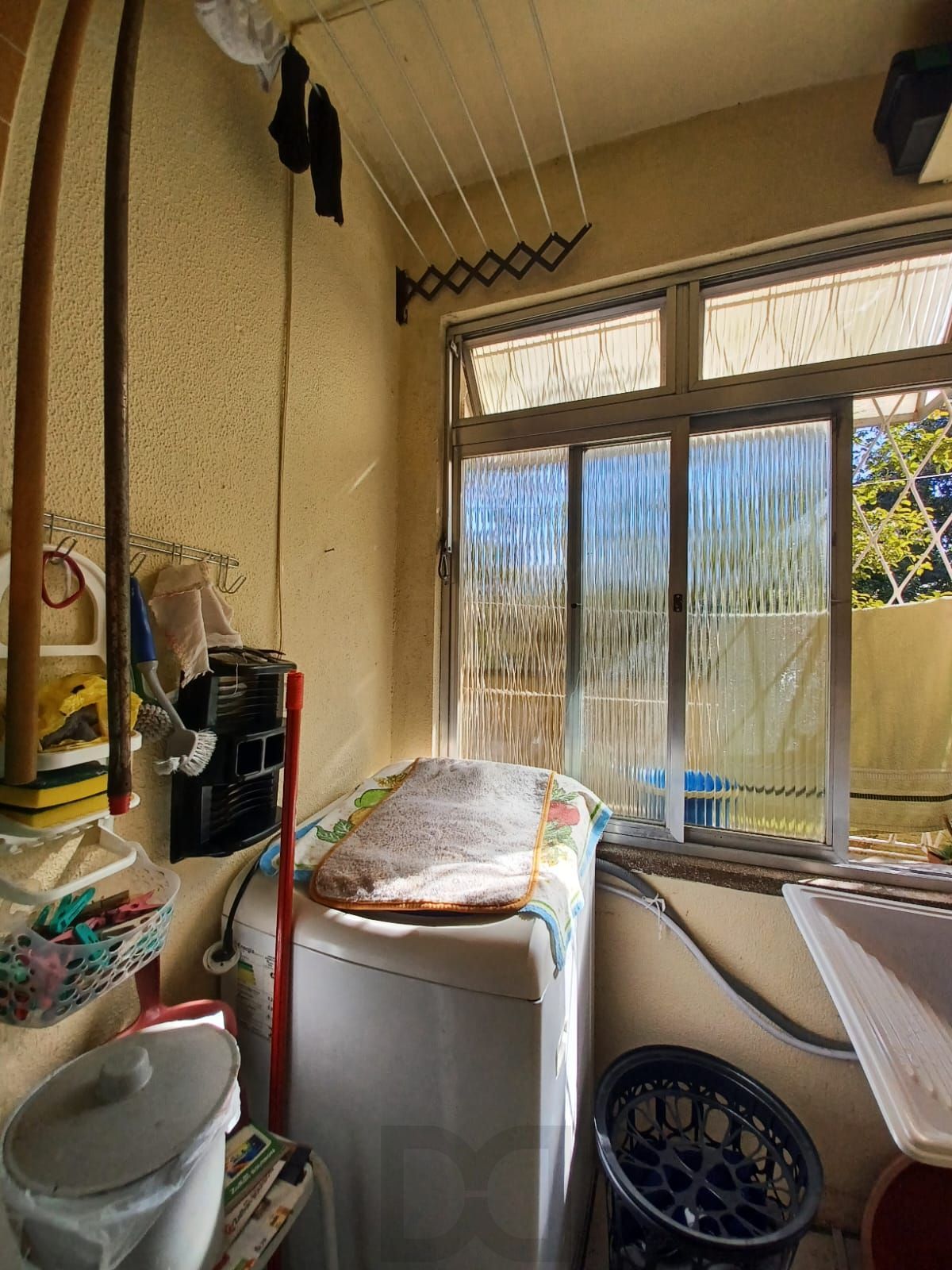 APTO 2 DORM, TÉRREO EM CONDOMÍNIO FECHADO — foto 3