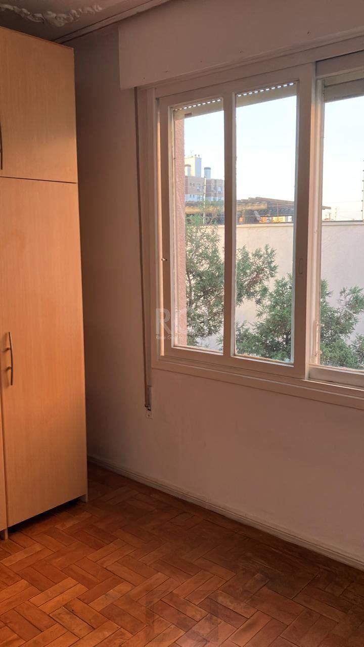 Apartamento de 2 dormitórios no bairro Passo d´Areia — foto 18