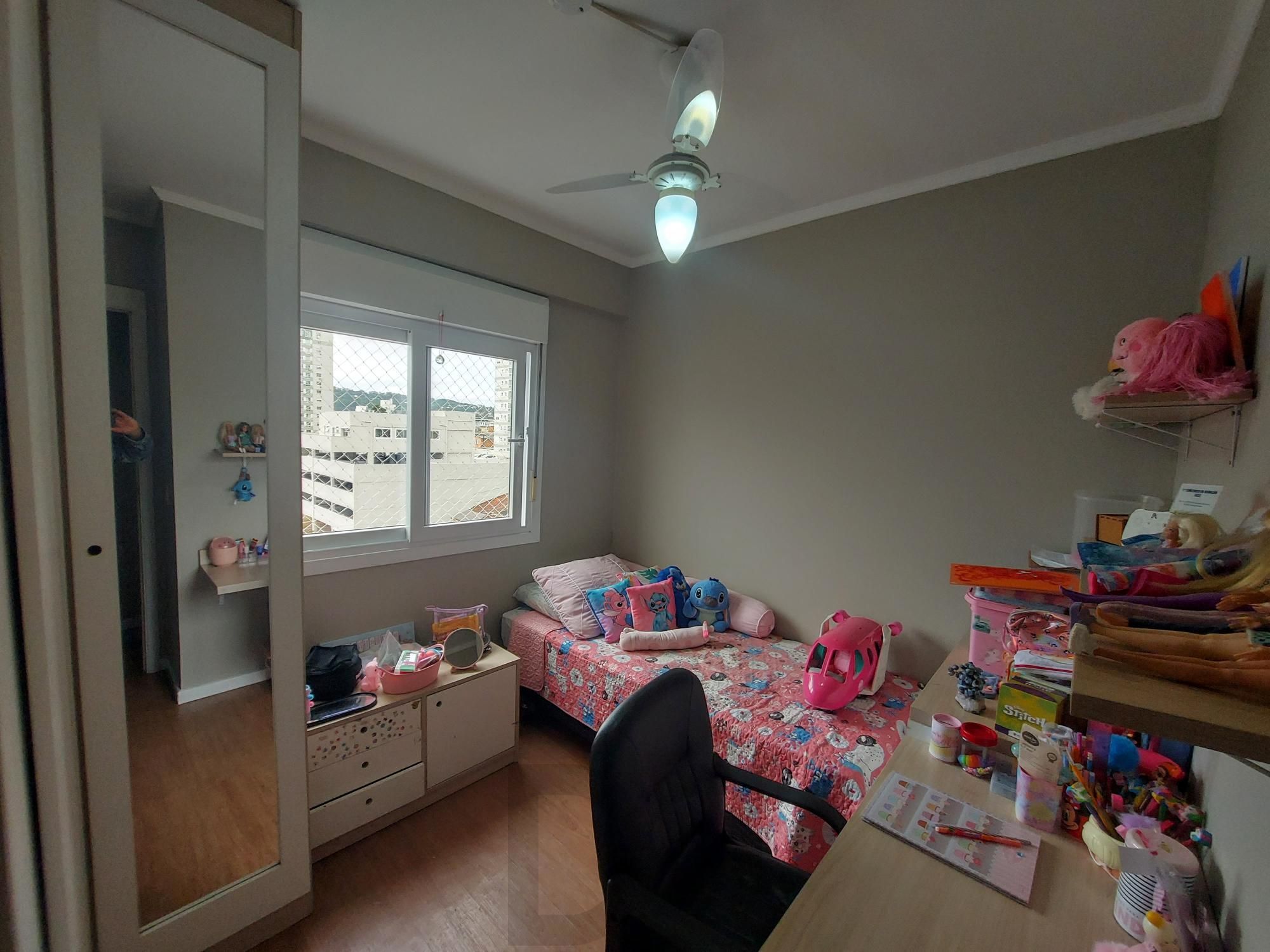 Apto 3 quartos/com 1 suite e vaga coberta no bairro Cavalhada — foto 9