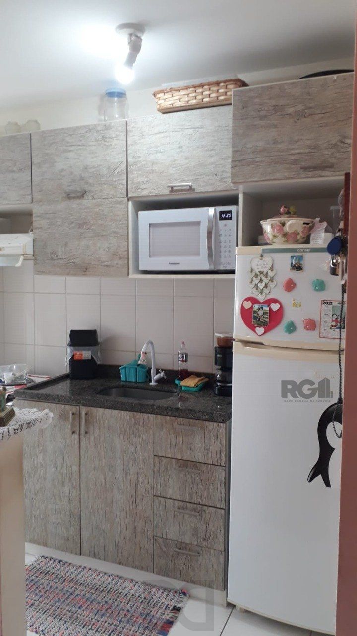 APARTAMENTO DE 2 DORMITÓRIOS E VAGA ESCRITURADA EM CONDOMÍNIO COM INFRA COMPLETA. — foto 3