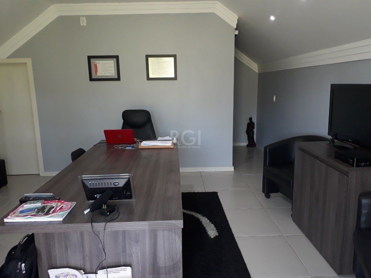 Casa para Venda - 272m², 3 dormitórios, sendo 1 suítes, 2 vagas - Hípica — foto 18