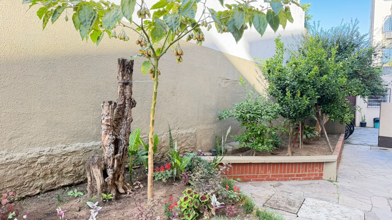 Apartamento de 2 dormitórios com vista para o Marinha no bairro Menino Deus em Porto Alegre/RS — foto 23