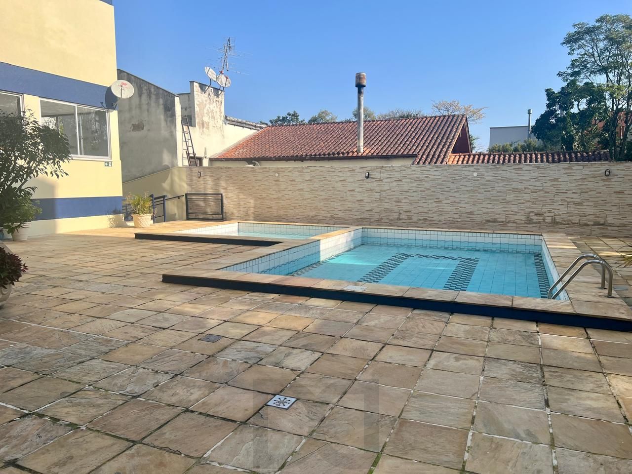 Apartamento 3 dormitorios, 1 suite, 2 vagas de garagem mais dependência de empregada no bairro tristeza. — foto 28