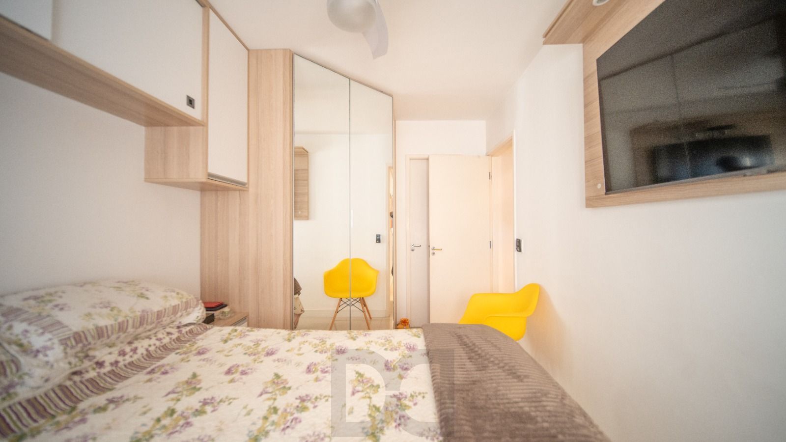 Apartamento 2 dormitórios com suíte, vaga coberta, bairro Glória, Porto Alegre — foto 17