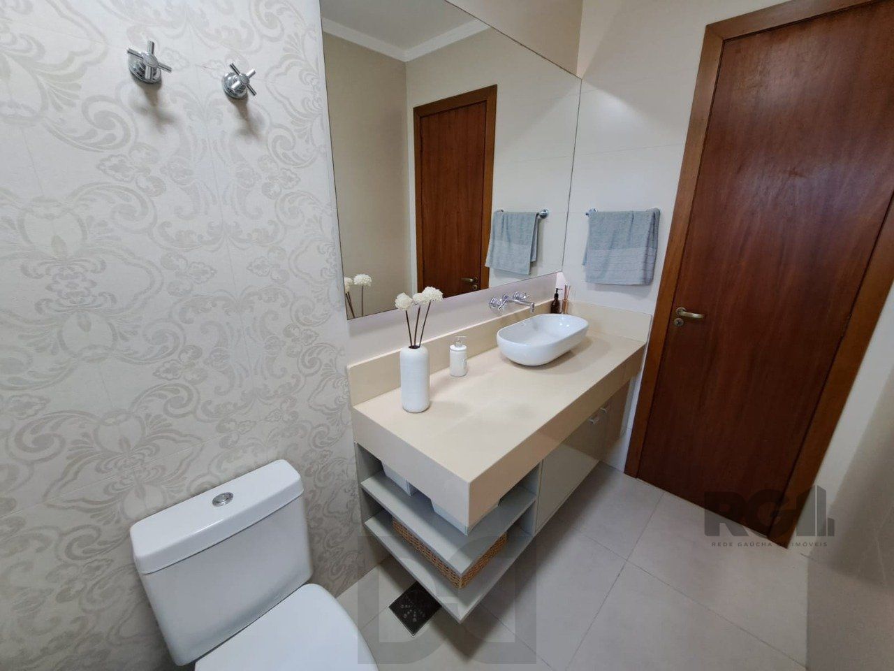 Casa em Condomínio com 03 quartos e 02 vagas no Bairro Nonoai — foto 29
