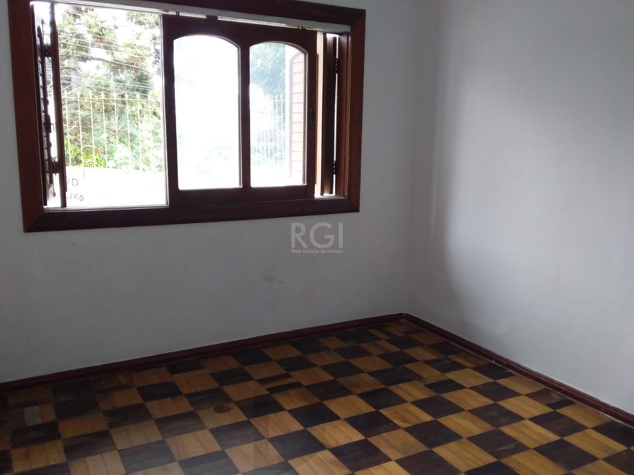 Casa 3 dormitórios, sendo 1 suites, 2 vagas - Medianeira, Porto Alegre/RS — foto 8
