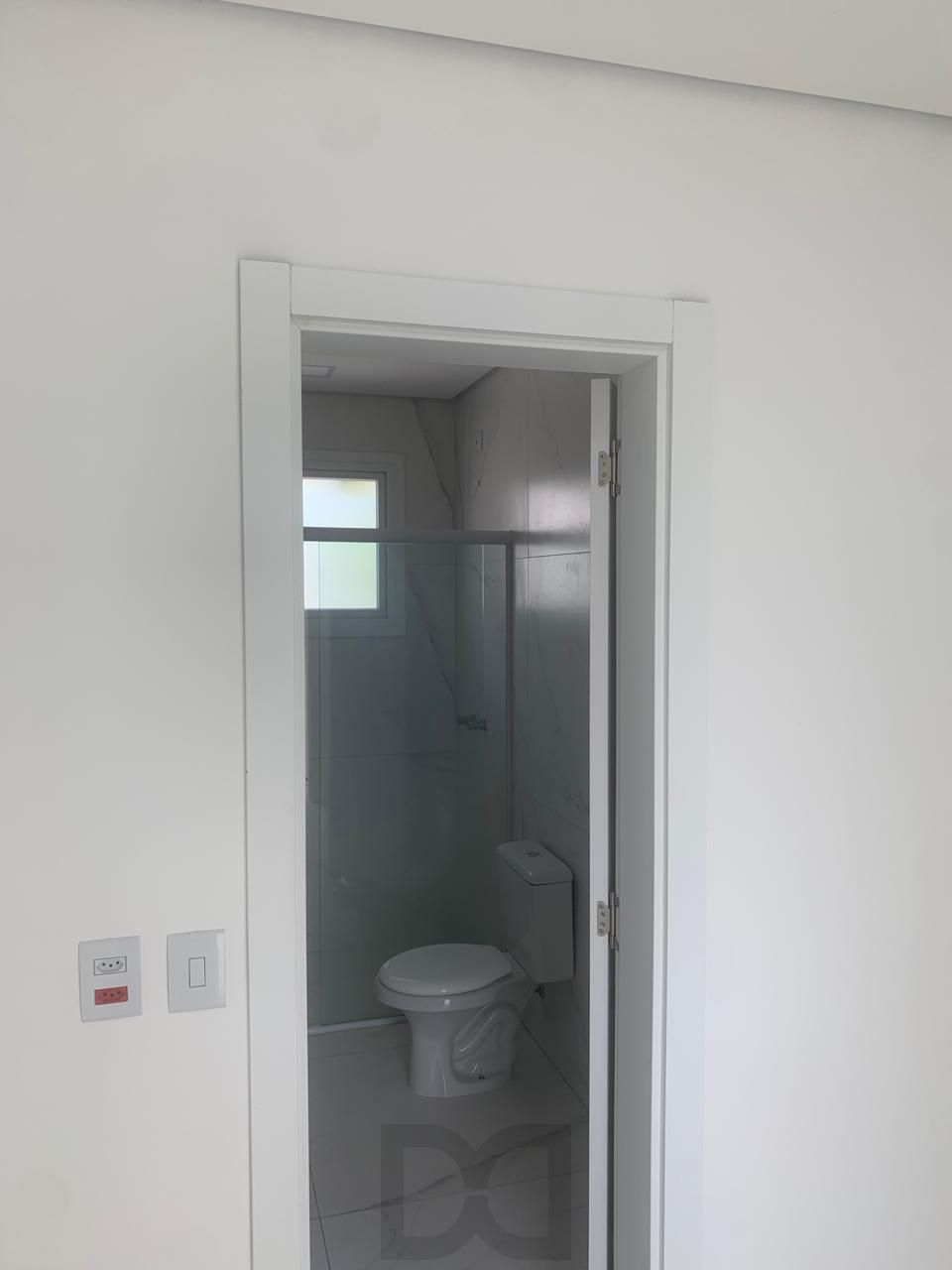 Casa com 3 dormitórios e suíte à Venda no Bairro Medianeira - Porto Alegre/RS — foto 35