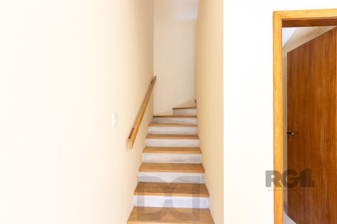 LINDA CASA EM CONDOMÍNIO JUNTO À NATUREZA — foto 14