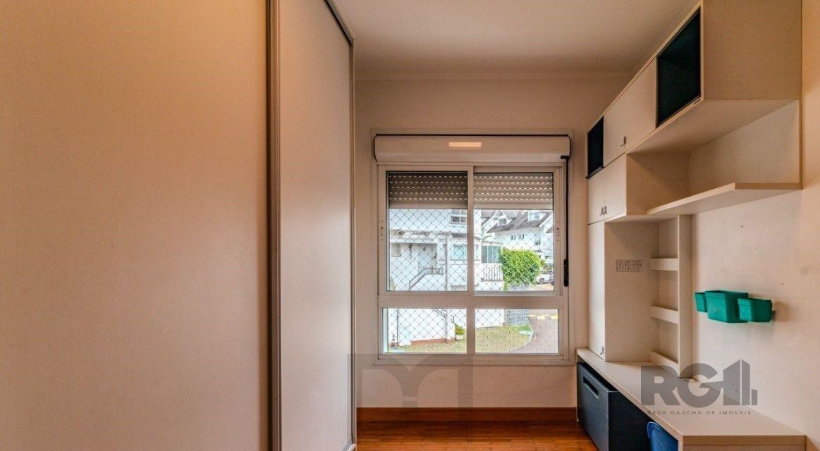 Casa em Condomínio com 04 Quartos - 4 vagas, 200,36 m² de área privativa - LOMBA DO PINHEIRO — foto 31
