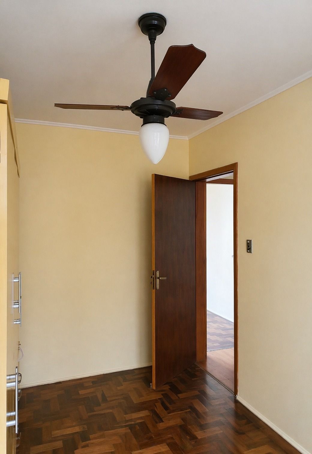 EXCELENTE APTO 2 DORM COM VAGA ROTATIVA — foto 11
