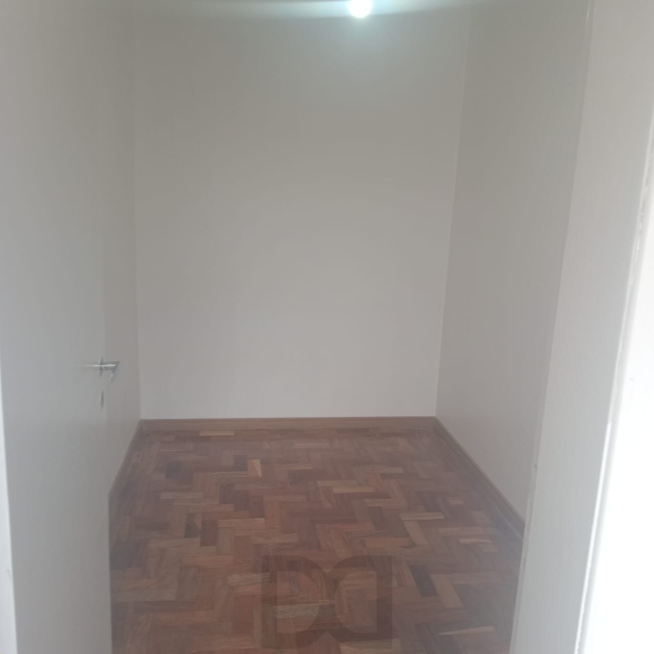 Apartamento com 02 Quartos e 02 Banheiros no Bairro Partenon em Porto Alegre — foto 3