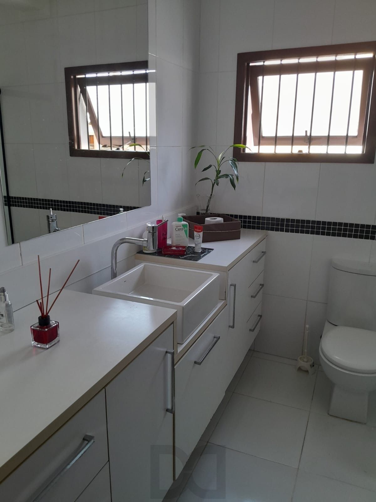 LINDA CASA 4 QUARTOS A VENDA, BAIRRO VILA NOVA, PORTO ALEGRE, RS — foto 14
