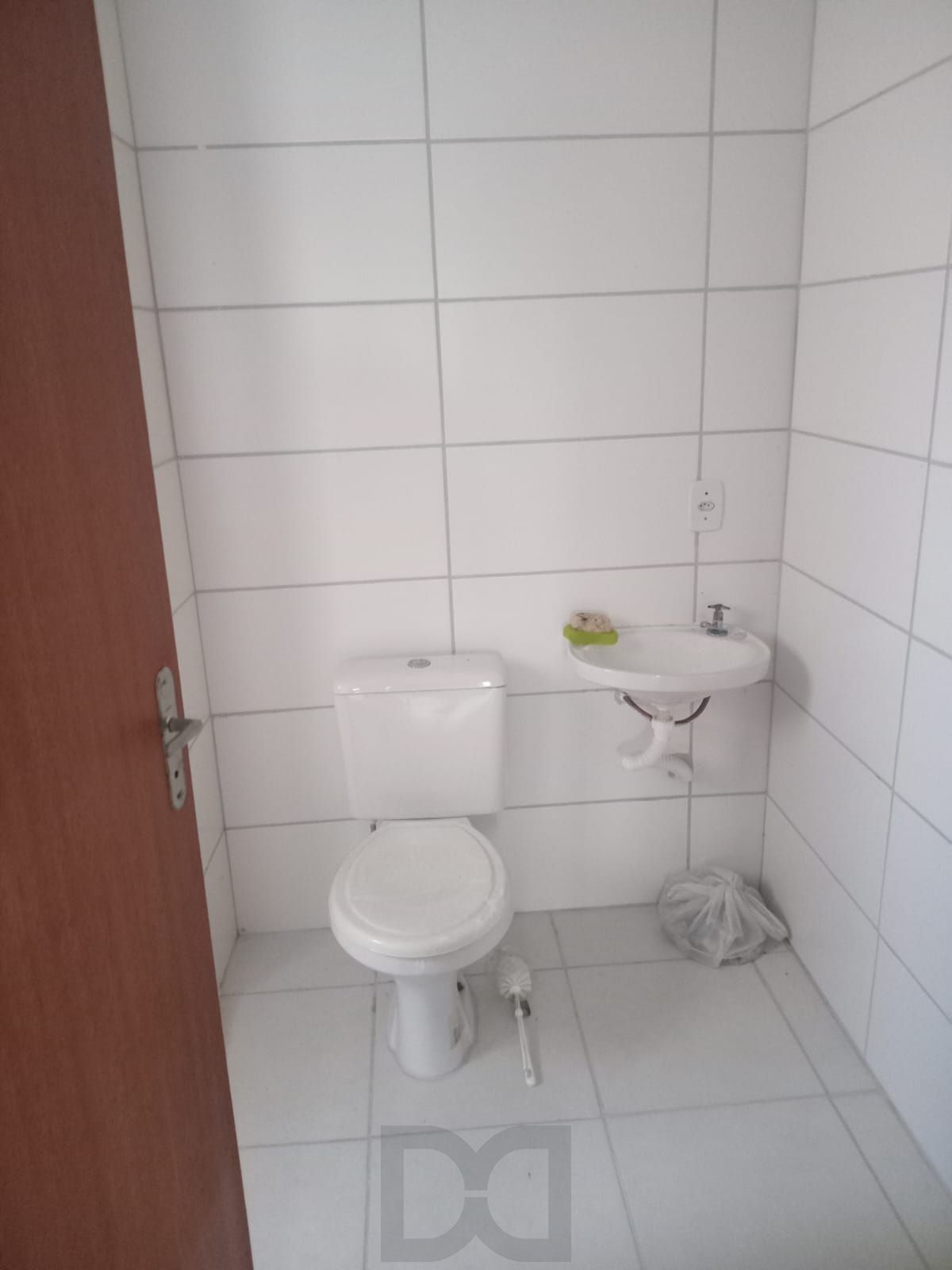 Apartamento de 2 dormitórios , ultimo andar sem elevador ! — foto 8