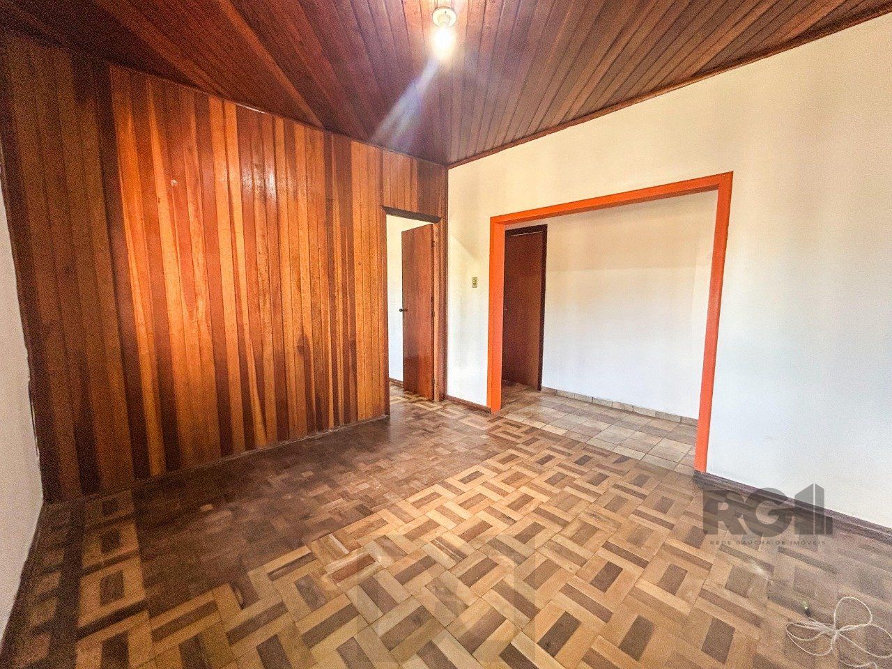 Casa 03 quartos, peças amplas, 03 dormitórios, salão de festas -3 vagas - Cavalhada — foto 6