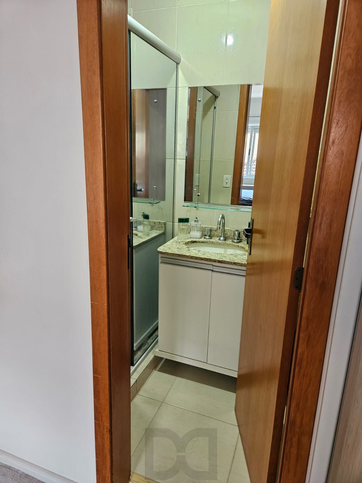 Apartamento com 02 quartos, 02 banheiros e 01 vaga no Bairro Vila Ipiranga — foto 14