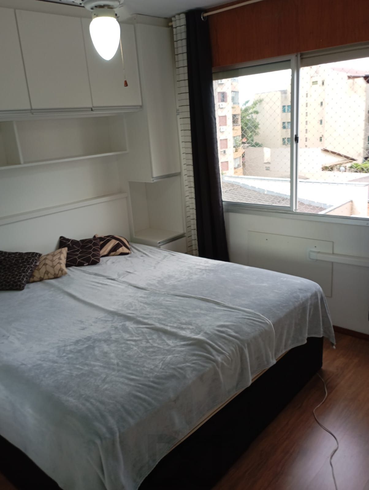 Apartamento com 02 quartos e 01 vaga coberta no Bairro Menino Deus, Porto Alegre — foto 13