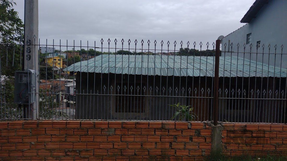 Casa de dois dormitórios localizada no Bairro Nonoai — foto 9