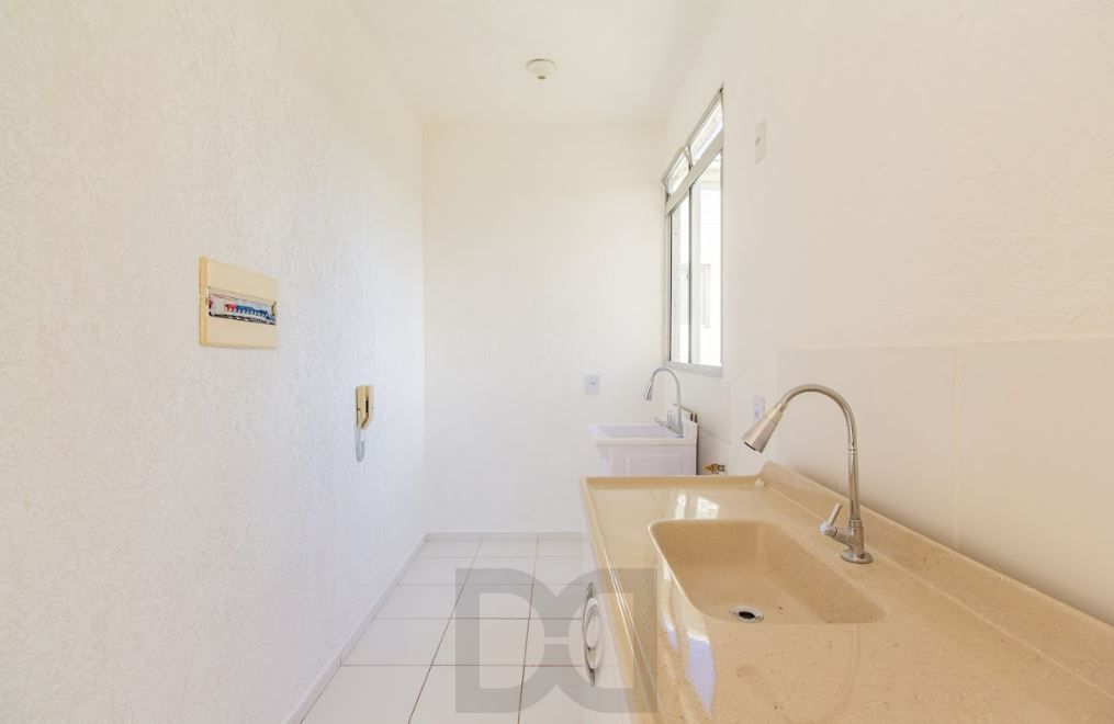 Apartamento de 2 Quartos e 01 vaga fixa no Bairro Jardim Leopoldina em Porto Alegre — foto 6