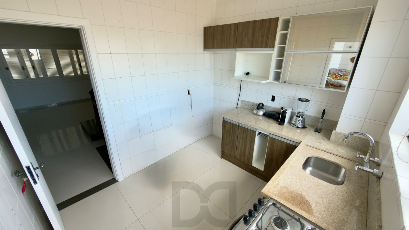 Casa com 02 quartos e 02 vagas no Bairro Jardim Itu em Porto Alegre — foto 12