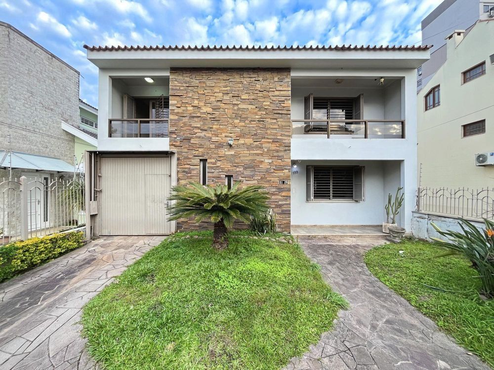 Casa semimobiliada com 5 dormitórios, piscina e 3 vagas no Camaquã Porto Alegre — foto 1