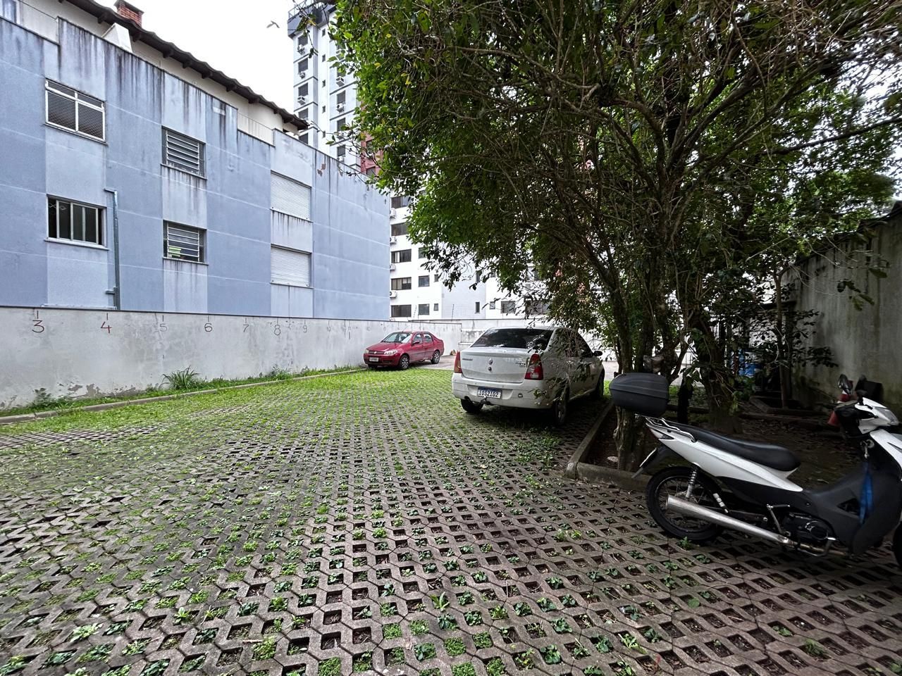 PRÉDIO COMERCIAL A VENDA COM PÉ DIREITO DUPLO E ESTACIONAMENTO, BAIRRO CRISTO REDENTOR, PORTO ALEGRE, RS — foto 12