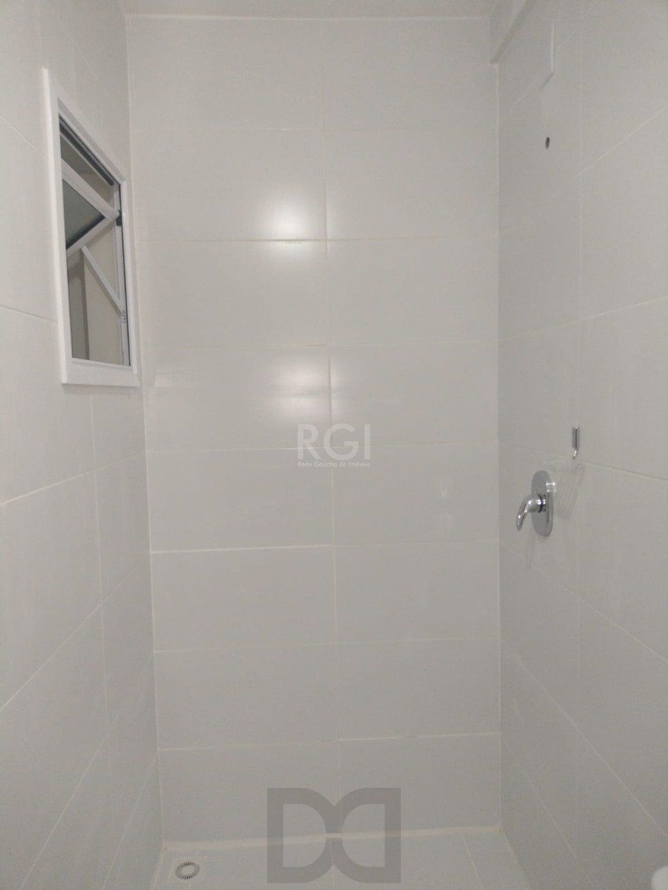 Casa para Venda - 122.96m², 3 dormitórios, sendo 1 suites, 2 vagas - Guarujá — foto 8