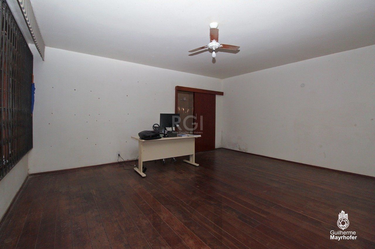 Casa para Venda - 526.64m², 4 dormitórios, sendo 2 suites, 4 vagas - Teresópolis — foto 11