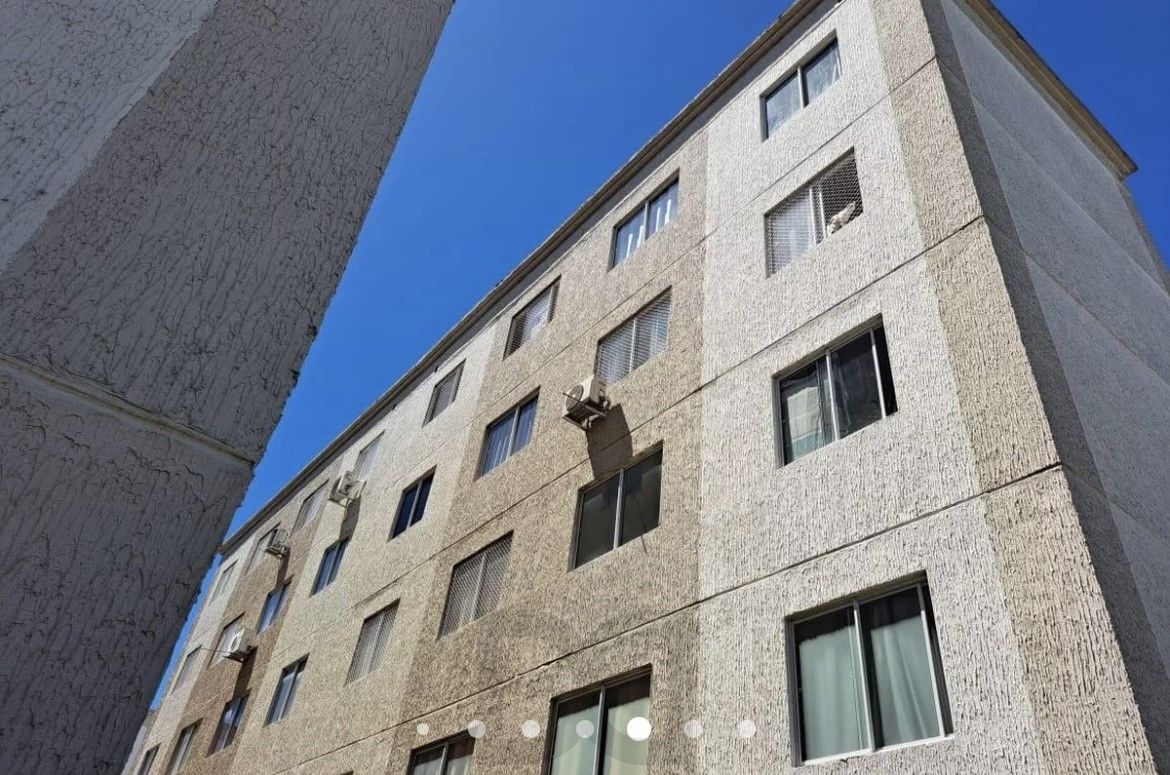 Apartamento com 2 quartos, vaga de garagem, no bairro Rubem Berta - Porto Alegre — foto 1