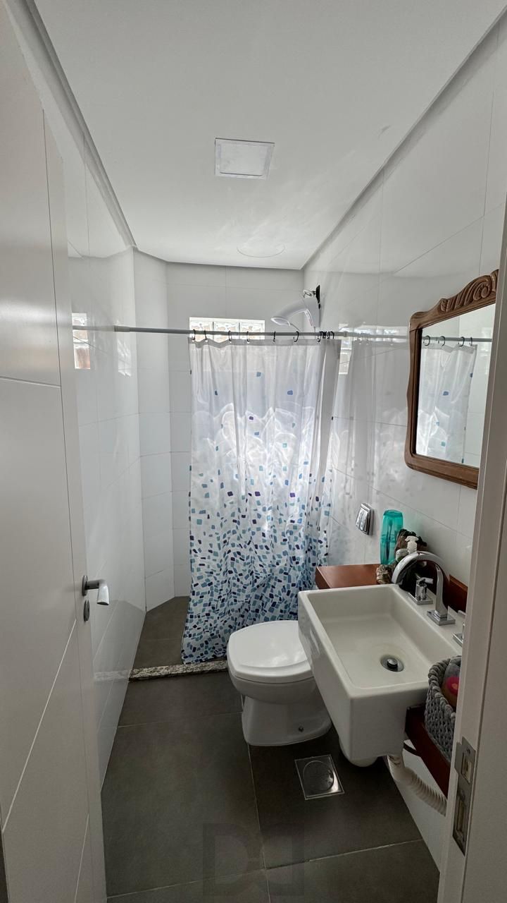 Linda Casa 3d, garagem fechada, no Bairro Guarujá, Porto Alegre - RS — foto 14