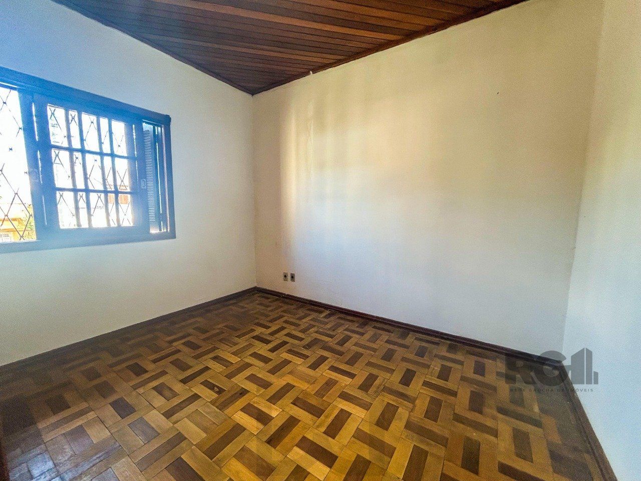Casa 03 quartos, peças amplas, 03 dormitórios, salão de festas -3 vagas - Cavalhada — foto 23