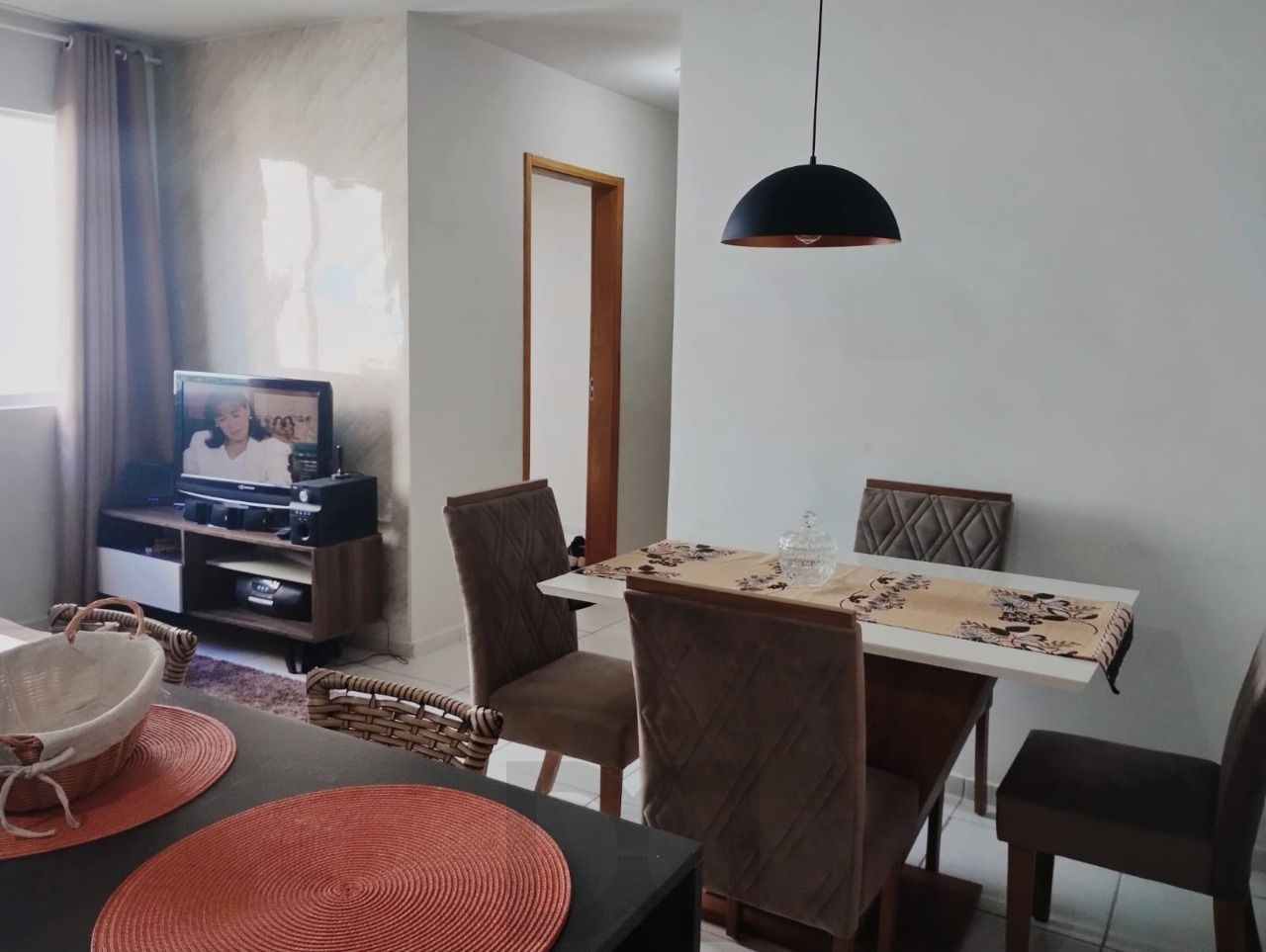Apartamento de 2 dormitórios com vaga e portaria 24 horas ! — foto 19