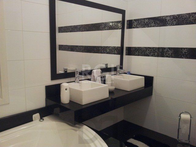 Casa para Venda - 272m², 3 dormitórios, sendo 1 suítes, 2 vagas - Hípica — foto 11