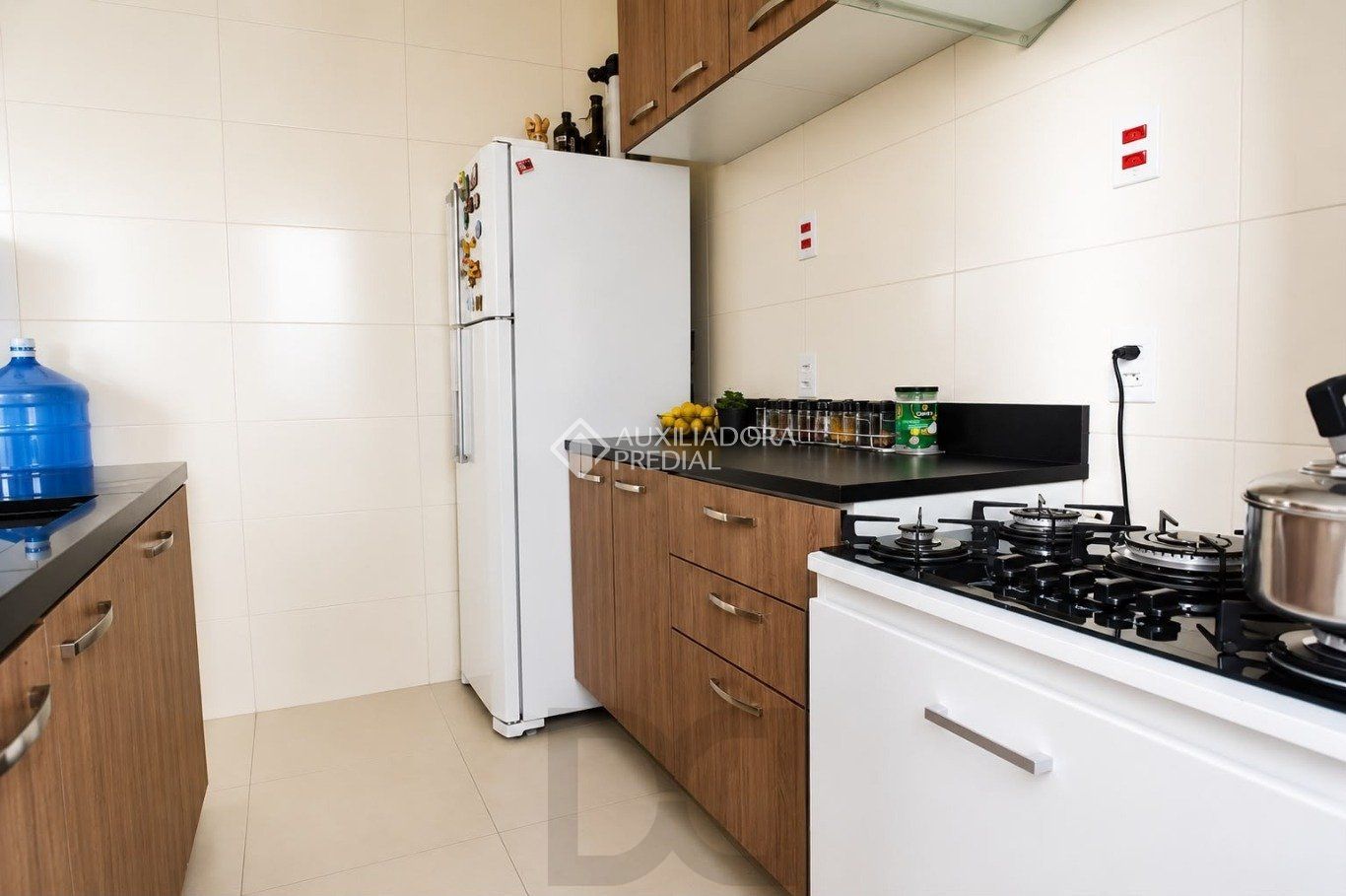 Apartamento, 2 dormitórios, area de serviço, bairro Petropolis, Porto Alegre/RS — foto 7