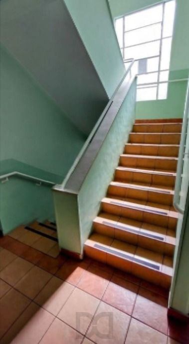 Apartamento 02 dormitórios, 57m² privativos na ótima localização na Cidade Baixa — foto 5