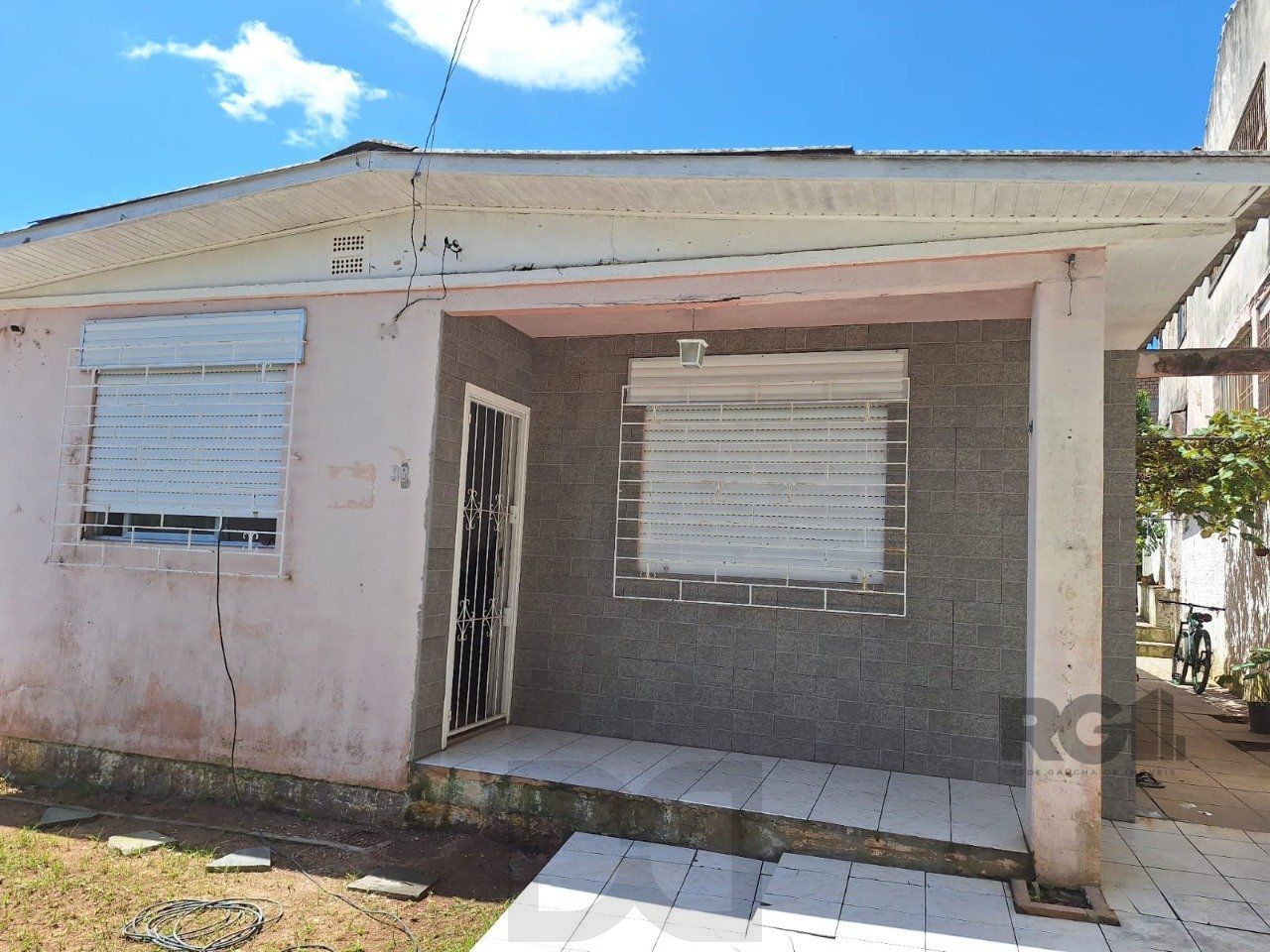 Terreno com casa com 3 quartos, vaga de garagem, no bairro Ipanema, Porto Alegre/RS — foto 9