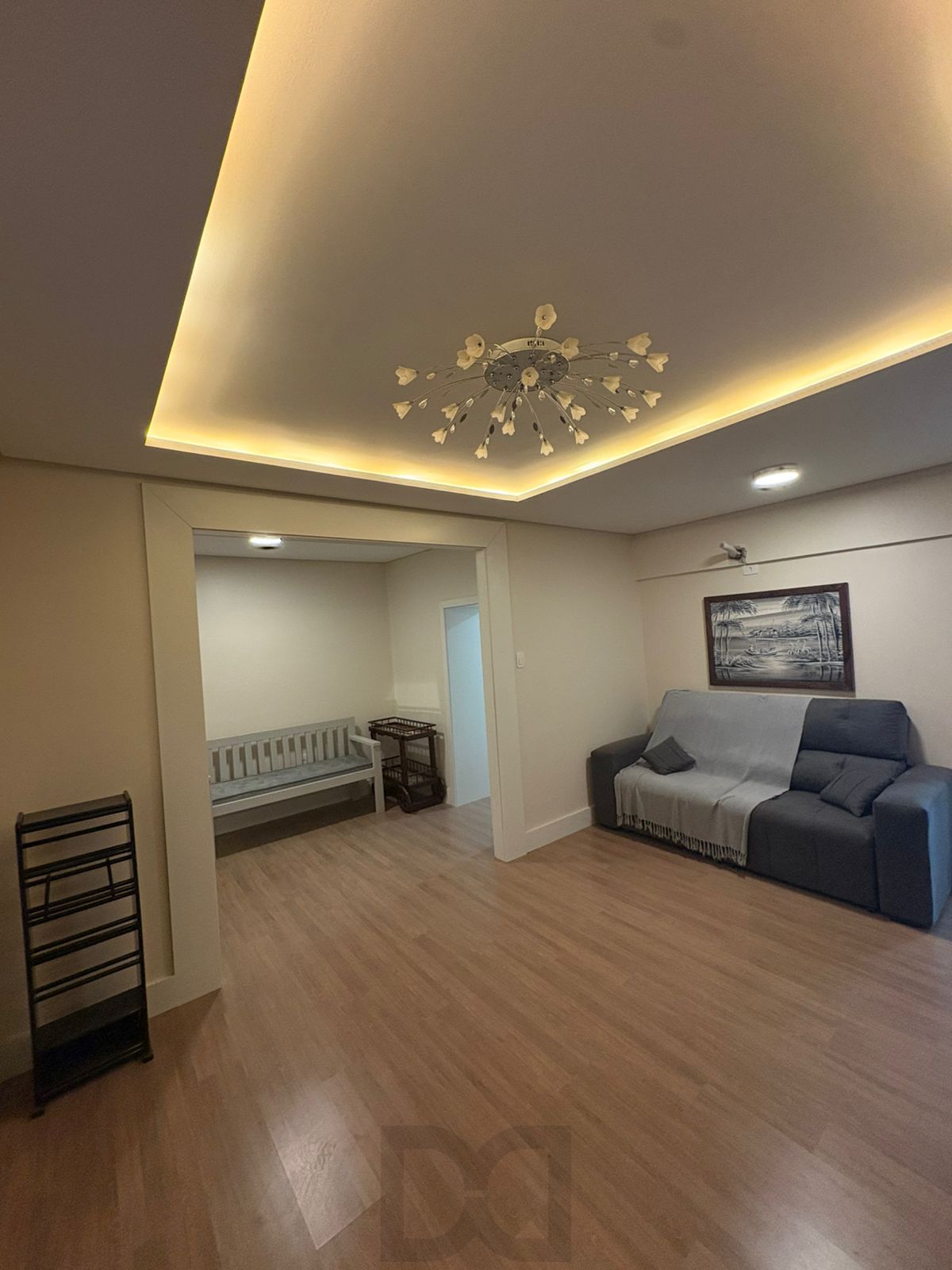 Apartamento com 02 quartos (01 suíte) no Bairro Cidade Baixa em Porto Alegre — foto 1