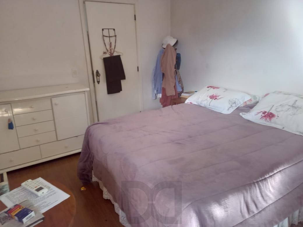 Casa sobrado Comercial e Residencial de 4 dormitórios e 6 banheiros e 5 vagas de garagem — foto 12