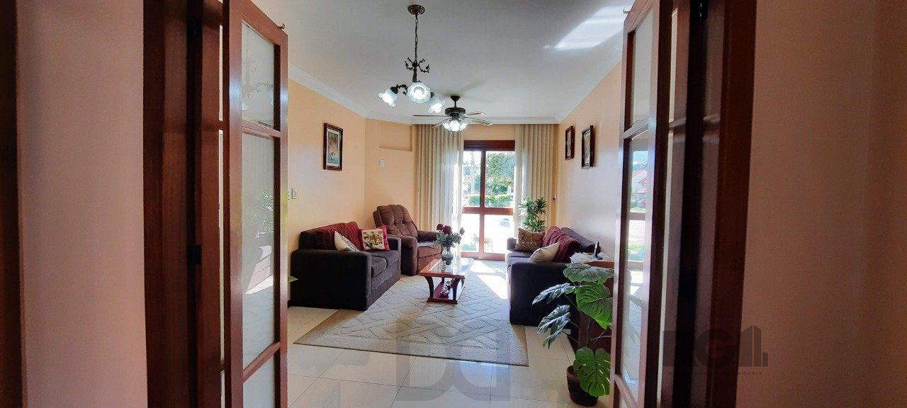 Casa Condominio para Venda - 129.58m², 3 dormitórios, sendo 1 suites, 3 vagas - Cavalhada — foto 2