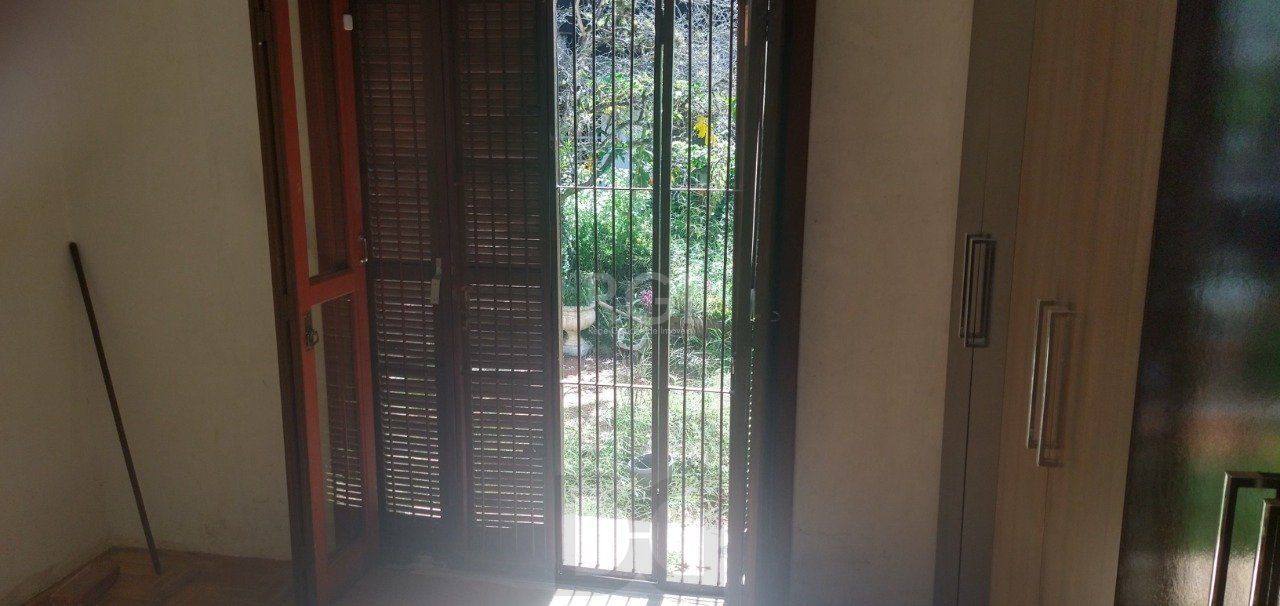 Casa de 4 dormitórios na Av. Teresópolis bairro Teresópolis — foto 26